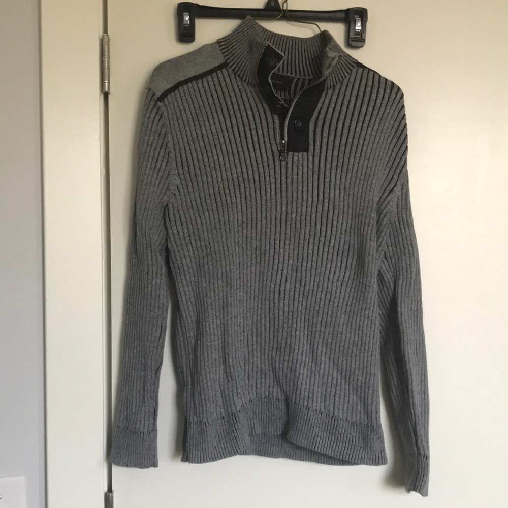 Grey mens zip up hoodie.